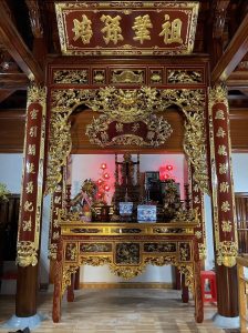 Cửa Võng Thờ Là Gì?